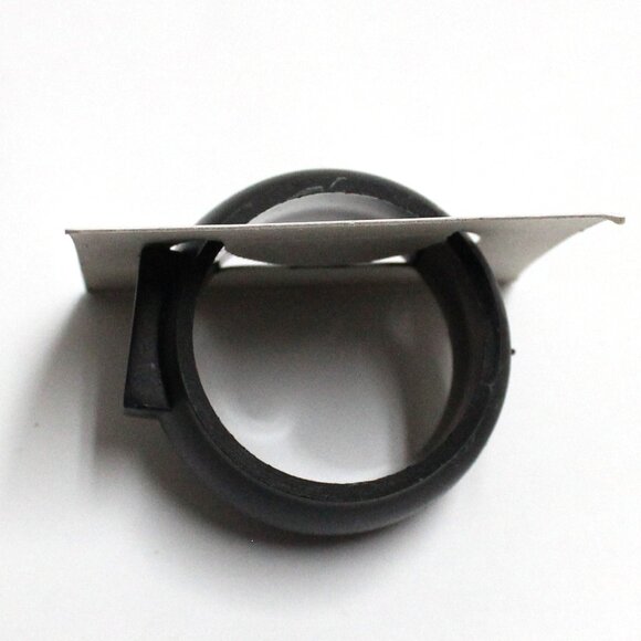 2 Pack Non Stick Yoshi Reusable Grill & Bake Mats - Picture 5 of 12